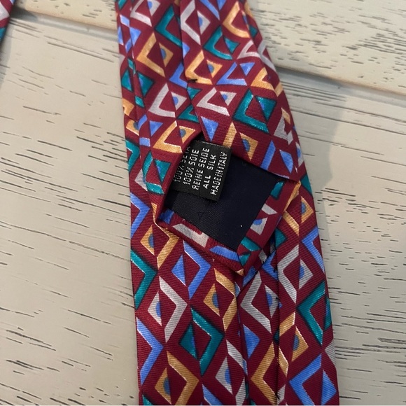 GIORGIO ARMANI Cravatte Men's 100% Silk Necktie ITALY Designer Geometric Tie - Picture 2 of 4